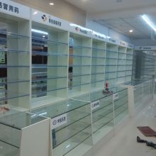 展柜 沉默的叙事者与商业空间的艺术灵魂